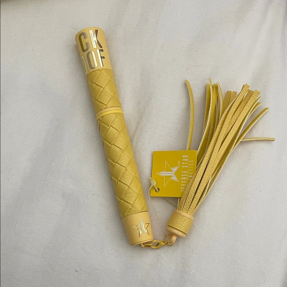 Jeffree Star bananas fetish yellow mascara